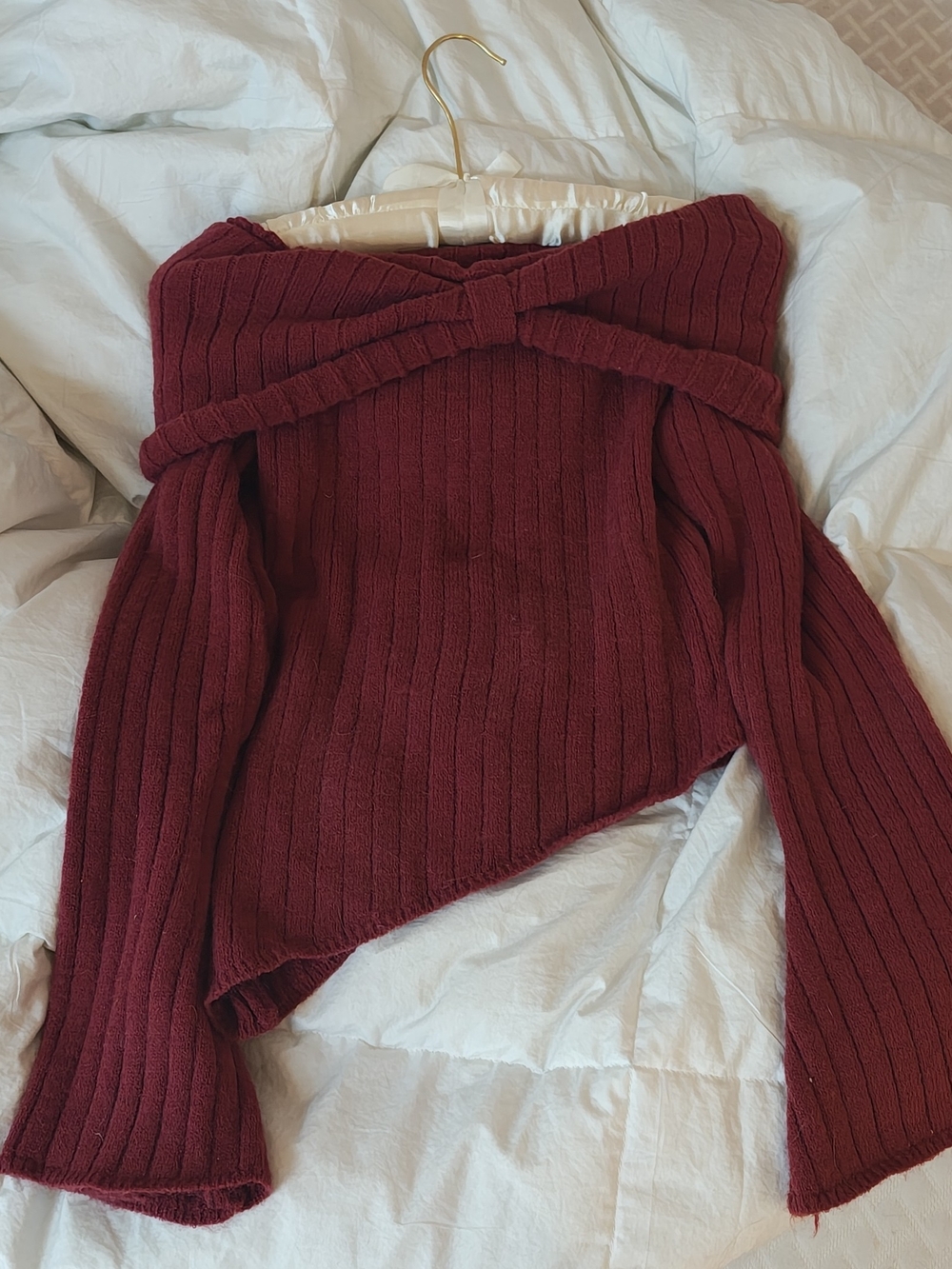 Source Unknown Off-Shoulder Ribbed Sweater - Burgundy